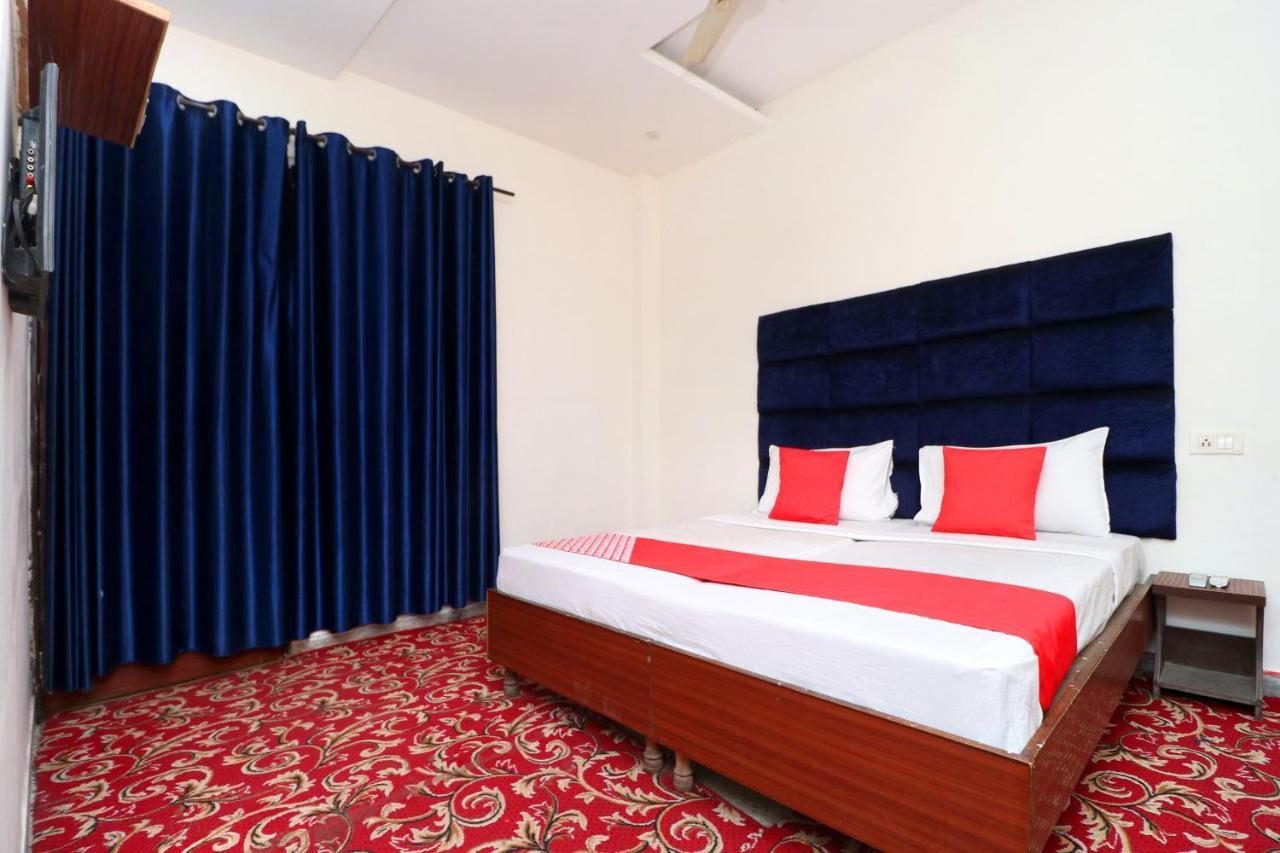 Hotel O Rr Villa Chandīgarh エクステリア 写真