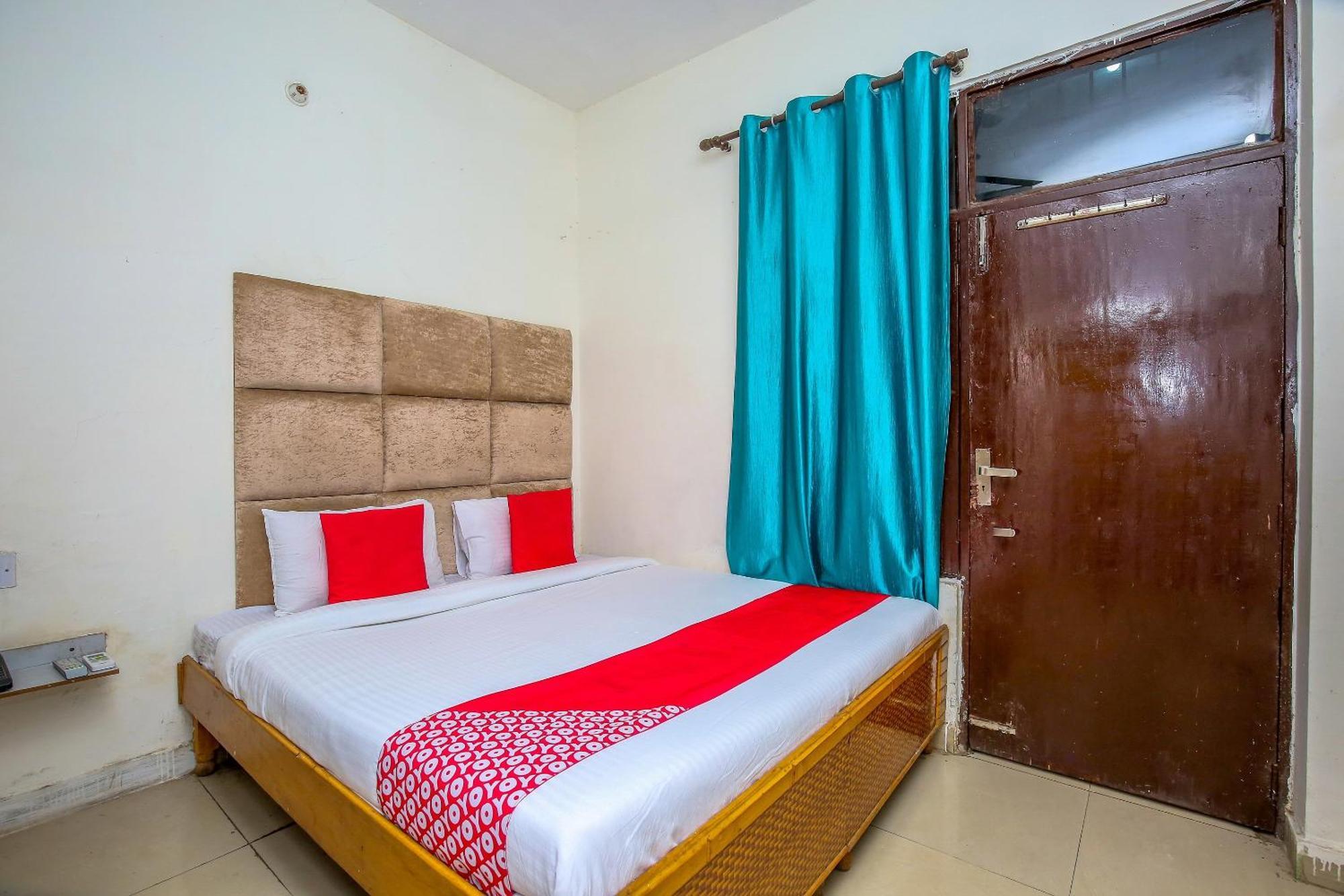 Hotel O Rr Villa Chandīgarh エクステリア 写真